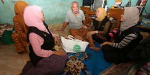 Tebar Parsel Lebaran, Komitmen Dompet Dhuafa untuk Berbagi Pada Sesama