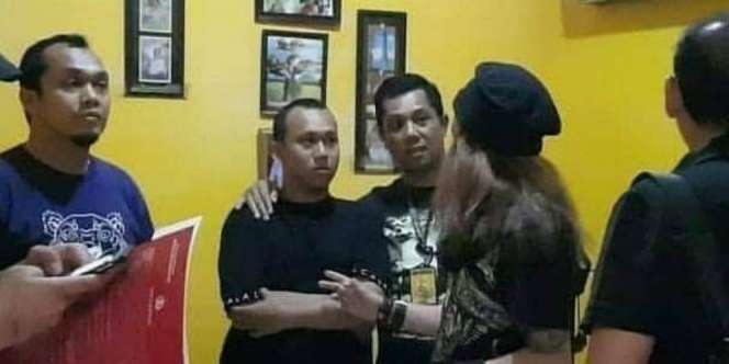 Detik-detik Penangkapan Pria yang Ancam Penggal Jokowi