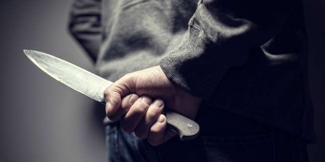 Tidur Terganggu, Pengangguran Tikam Imam Masjid 