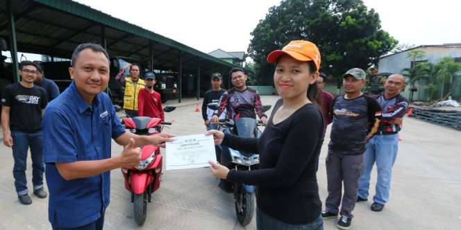 Yamaha Gelar Safety Riding, Sudah Gratis Bisa Jajal Motor Gress