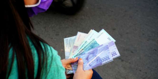 Tukar Duit Pas Lebaran Dosanya Lebih Besar dari Berzina?