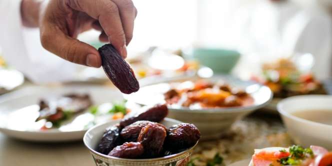 Jadwal Buka Puasa 14 Mei 2019 dan Menu Rasulullah Saat Iftar
