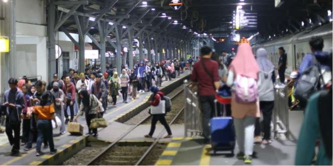 Pesawat Mahal, Peminat Bus dan Kereta Melonjak Jelang Lebaran