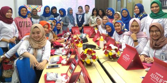 Ngabuburit Seru Sambil Beauty Workshop Bareng Astalift Indonesia