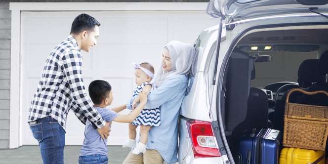 Saat Fokus Urus Anak, Jangan Lupa Cintai Pasangan