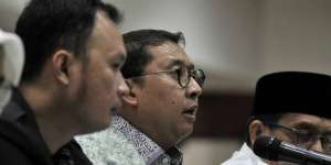 Ambulans Gerindra Angkut Batu-batu Perusuh, Ini Kata Fadli Zon