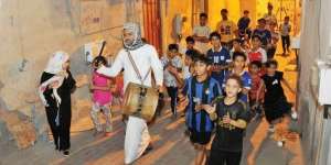 Tradisi Membangunkan Sahur di Arab Saudi