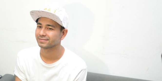 Raffi Ahmad Ngaku Bangkrut, Mama Amy Nangis
