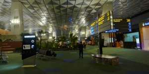 Halal Park Bandara Soetta Banjir Diskon