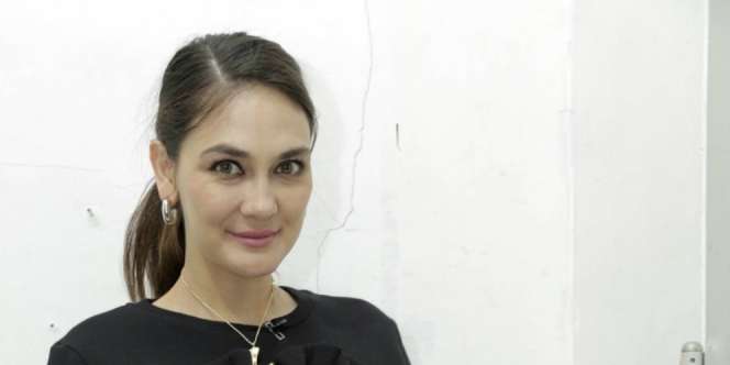 Luna Maya Rela Rogoh Rp 100 Juta Demi Makan Malam