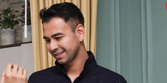 Dikenal Tajir Raffi Ahmad Makan Sahur di Pinggir Jalan, Lihat Makanannya