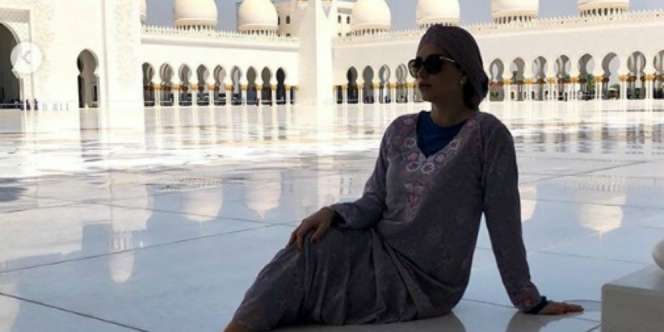 Cantiknya Istri Paul Pogba Kenakan Gamis dan Turban, Manglingi!