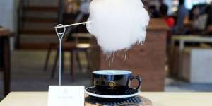 Gemasnya Kopi dengan Gula Berbentuk Awan