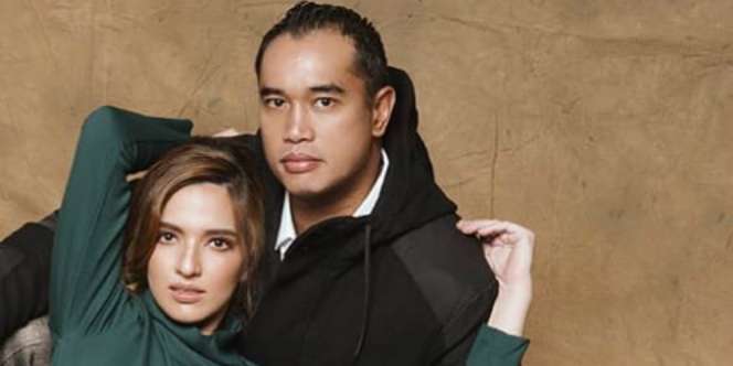 Dikenal Tajir, Ardi Bakrie dan Nia Ramadhani Suka Makan di Pinggir Jalan