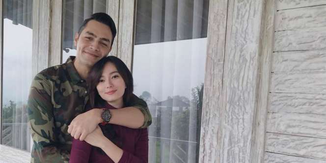 Wajah Pucat dan Ditemani Ayah, Asmirandah Dirawat di Rumah Sakit?