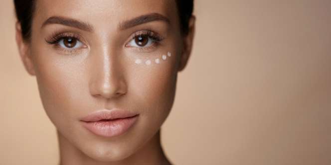 Tips Atasi Creasing Ketika Pakai Concealer