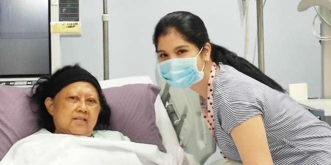 Ibu Ani Yudhoyono dan Unggahan yang Mengharukan