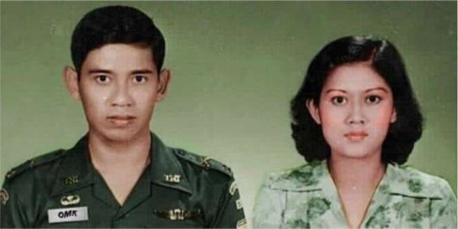 Pengalaman Haru Ibu Ani Jual Es Sambung Ekonomi Keluarga