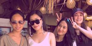 Chryseis Tan, Wanita Tajir Melintir Sahabat Baru Luna Maya