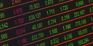 Indeks Syariah Beda Haluan, Saham Industri Mulai Loyo