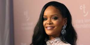 Rihanna Posting Kepedulian Konflik Sudan