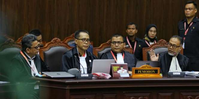 Link Berita Jadi Salah Satu Bukti Kubu Prabowo-Sandi di MK