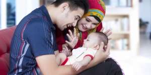 Pahala yang Begitu Besar Mengurus Anak Menurut Islam