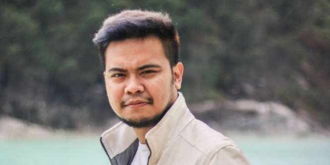Selamat, Istri Reza Smash Melahirkan Anak Pertama