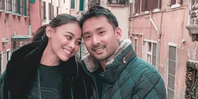 Putri Indonesia 2013 Melahirkan, Nama Sang Bayi Zayn