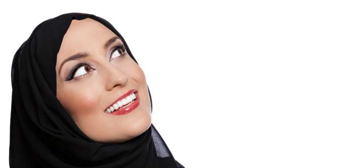 Ini Dia Cara Memutihkan Gigi yang Alami