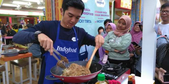 Nicky Tirta Lebih Nyaman Jadi Chef