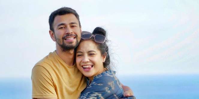 Intip Harga Fashion Nagita Slavina Saat Liburan ke Bali