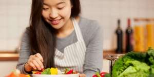 Rahasia Dapur untuk Taklukkan Hati Calon Mertua, Anti Gagal Nih!
