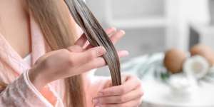 Cara Membuat Masker Rambut Secara Alami, Mudah, dan Aman