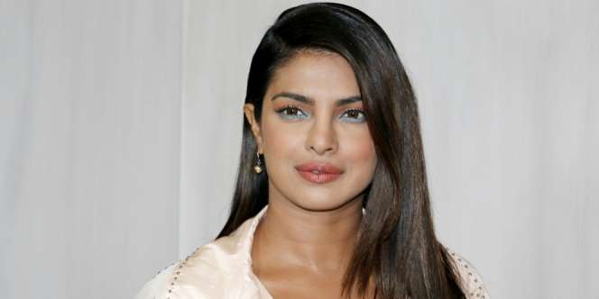 Tas Priyanka Chopra Jadi Perhatian, Segini Harganya
