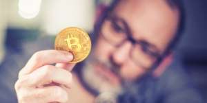 Investor Cuan Besar, Harga Bitcoin Tembus Rp170 Juta