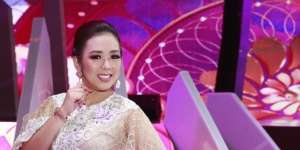 Foto Bareng Syahrini, Wajah Soimah Jadi Sorotan