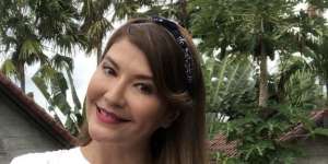 Unggah Selfie Tanpa Makeup, Wajah Asli Tamara Bleszynski Terungkap