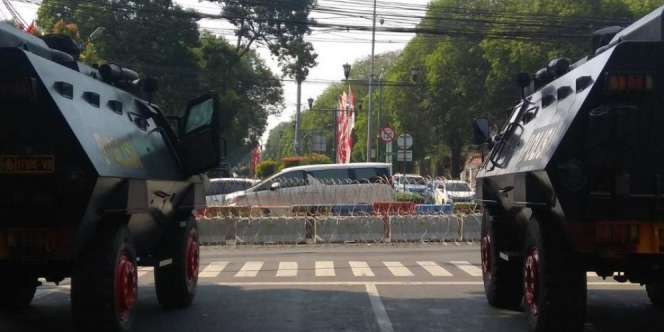 Jokowi Ditetapkan Jadi Presiden Hari Ini, Jalanan KPU Ditutup