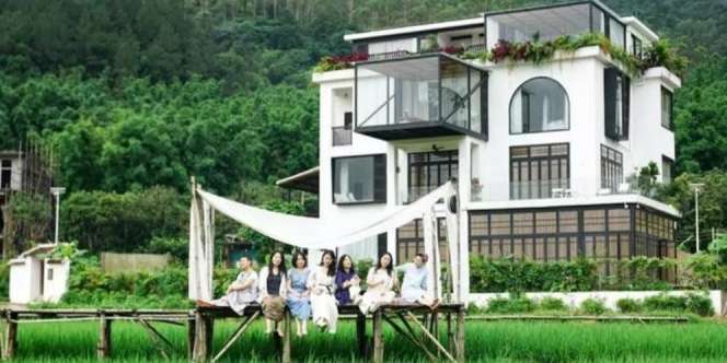 7 Wanita Patungan Beli Rumah Rp8 Miliar, Alasannya Mengharukan