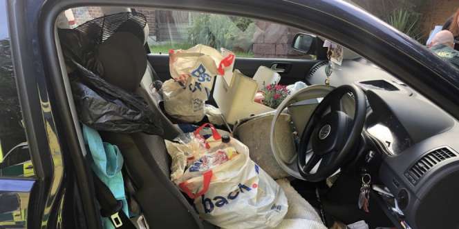 Sopir Tak Temukan Rem Tangan, Lihat Saja Kabin Mobilnya