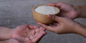 Pakai Hitungan Nisab Zakat, Ketua Baznas Sebut Orang Miskin RI Lebih Banyak