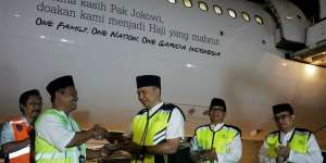 Garuda Indonesia Terbangkan Jemaah Haji Mulai Hari Ini