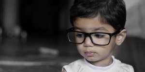 4 Cara Menjaga Kesehatan Mata Anak, Mulai Sejak Hamil!