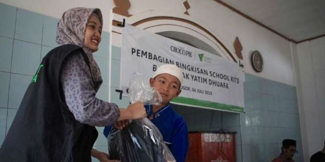 Dompet Dhuafa Berbagi dengan Pelajar Pedalaman Jelang Masuk Sekolah