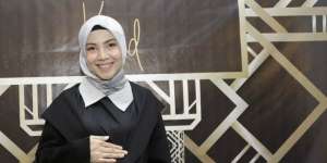 Rahasia Ratna Galih Bisa Memiliki Sepasang Bayi Kembar