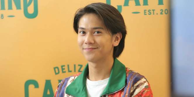 Kebiasaan Iqbaal Ramadhan yang Membantunya Raih Double Degree
