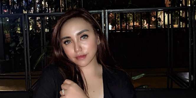 Intip Koleksi Tas Mewah Salmafina Sunan