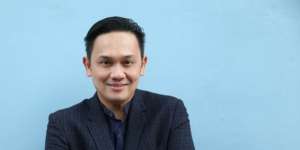 Farhat Abbas Foto Bareng Rey dan Pablo Sambil Sindir Pengacara Lain, Siapa?