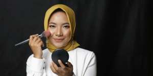 Trik Mudah Ciptakan Riasan No Makeup Flawless
